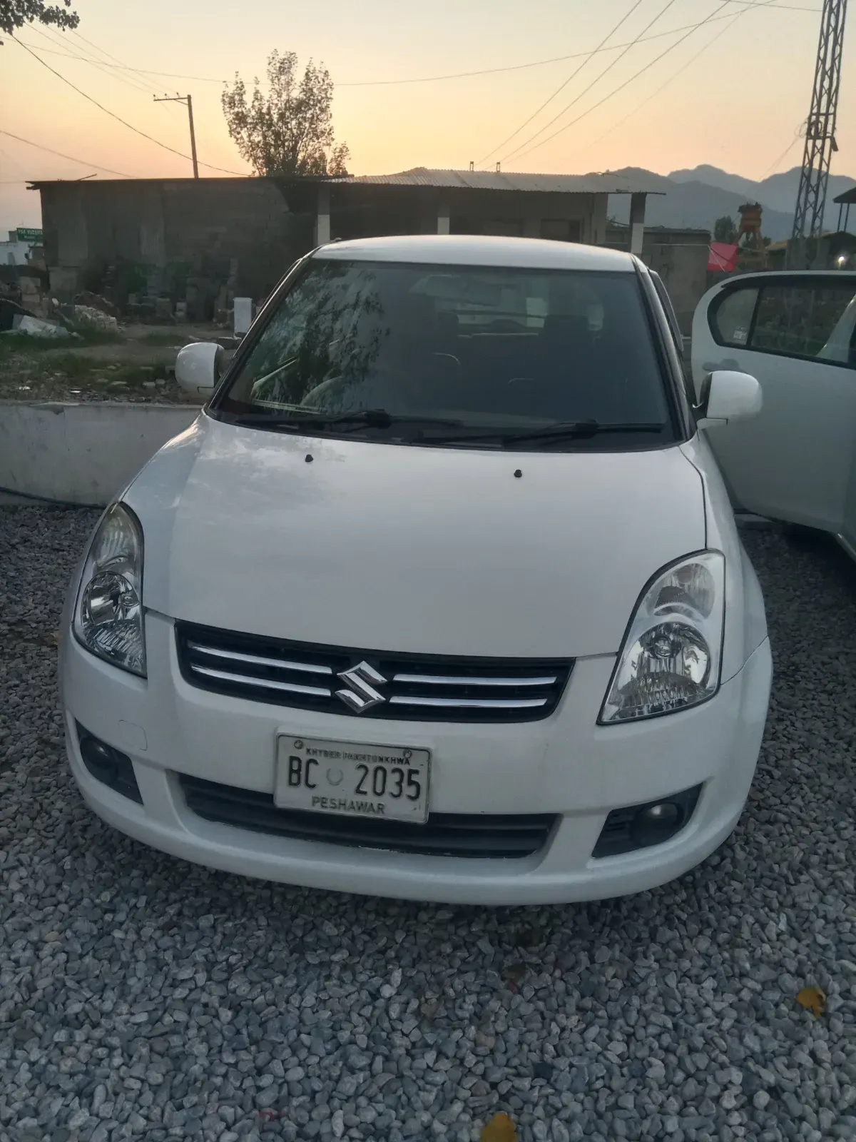 Suzuki Swift 2014 — photo 1
