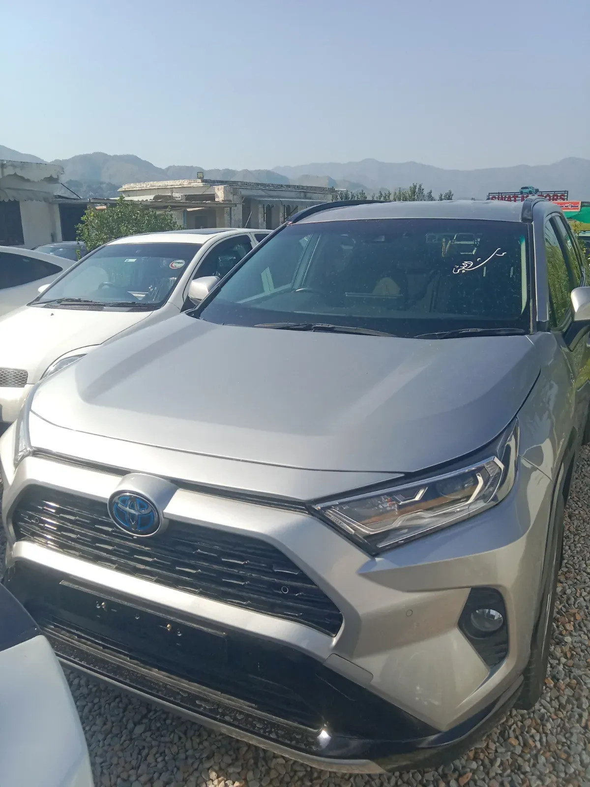 Toyota RAV4 2021 — photo 1
