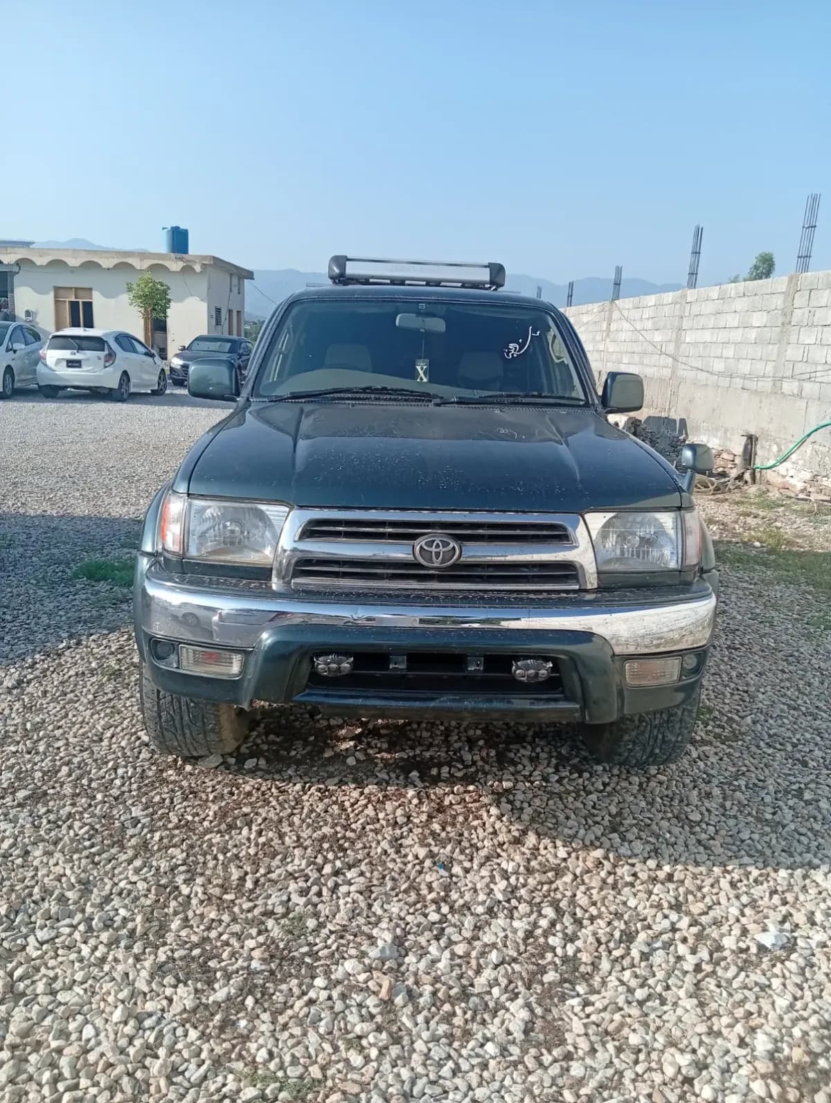 Toyota Hilux surf 1997 — photo 1